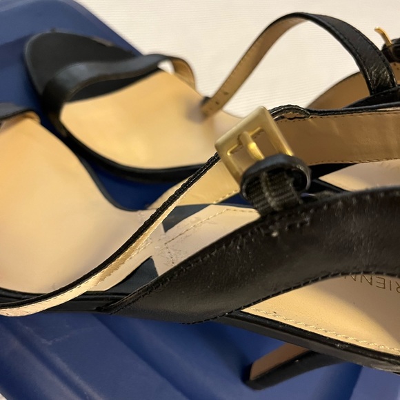 NEVER USED 9.5 Gorgeous Black LEATHER Sandal - Picture 5 of 11